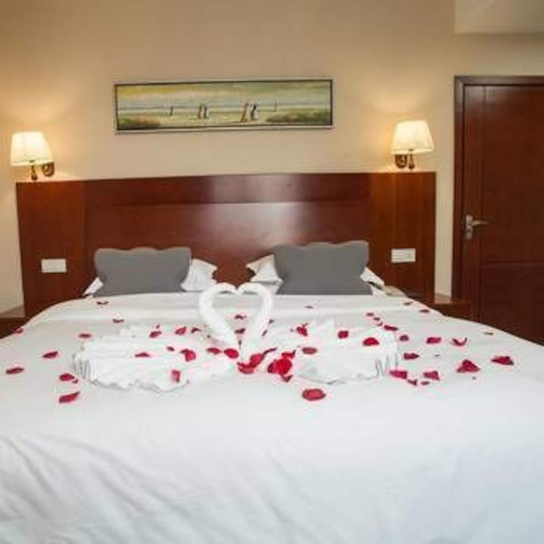 Chonpines Hotel Anshun Extérieur photo